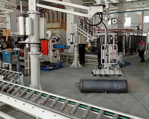 新能源热水器助力机械手