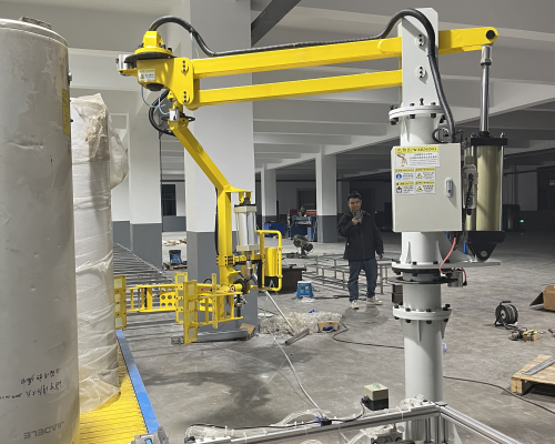 新能源热水器助力机械手